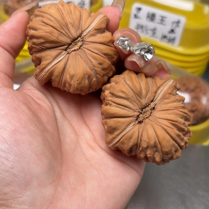 文玩核桃吊坠49-21190-02