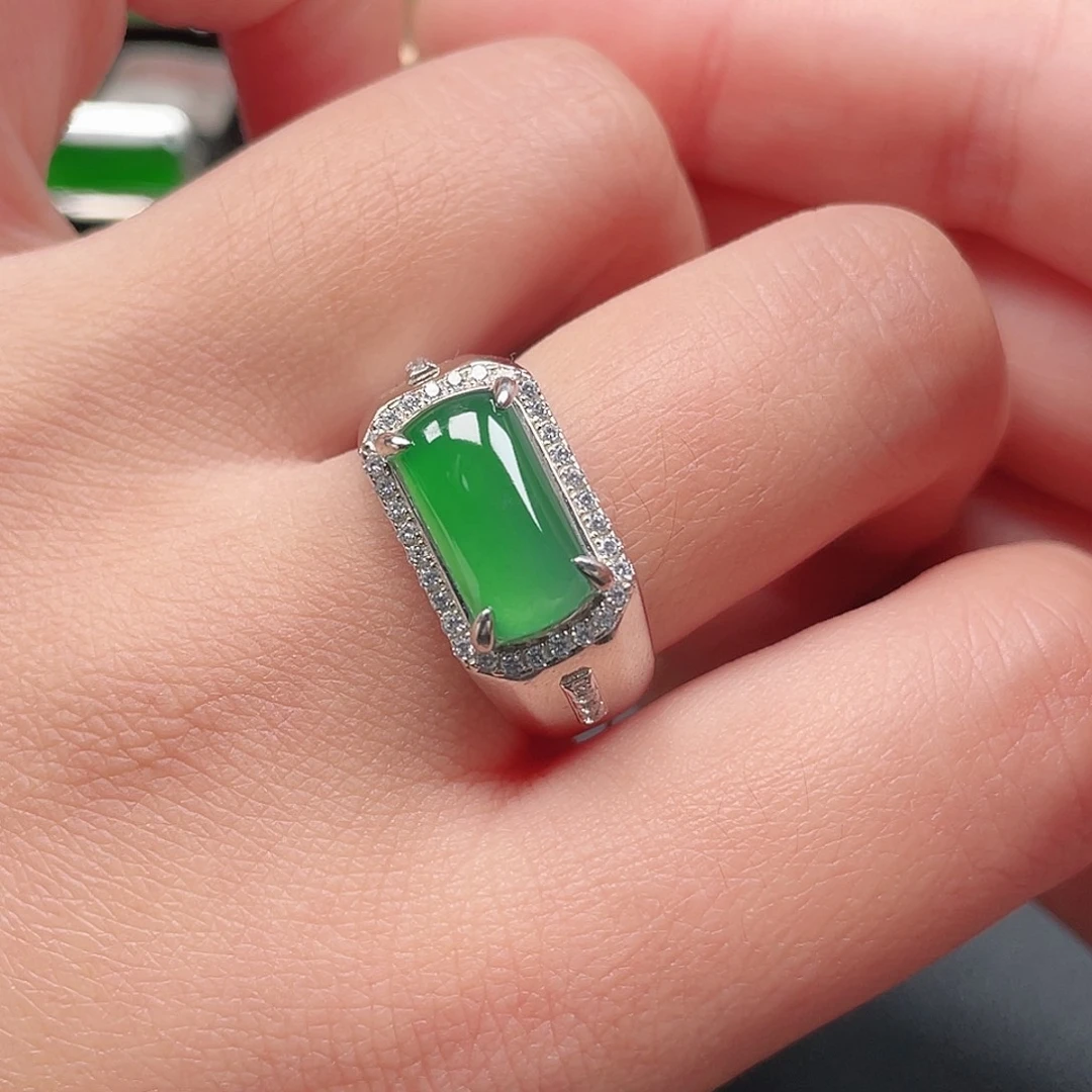 翡翠银S925镶嵌戒指没有运费险3666