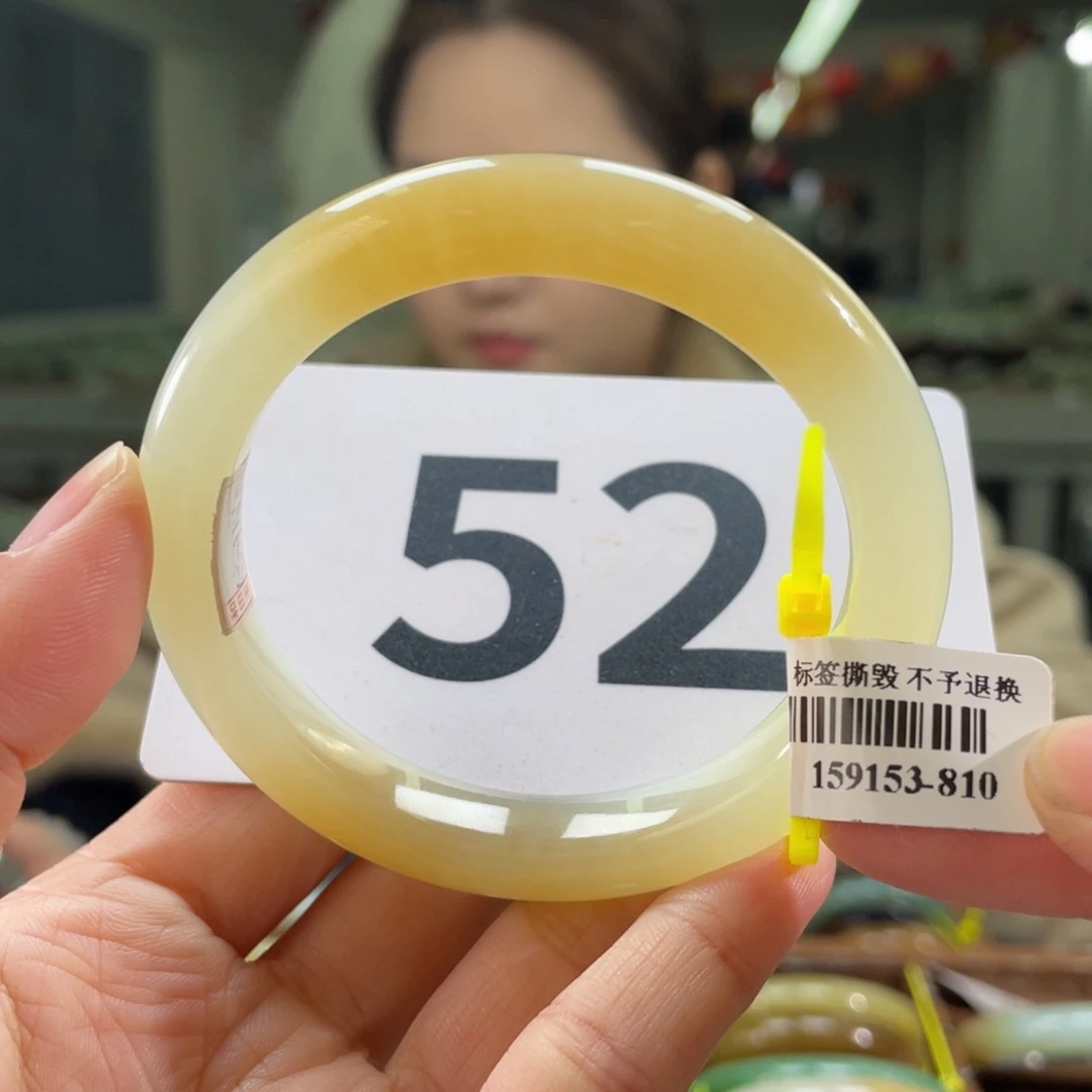 未镶嵌手镯和田玉A***儿