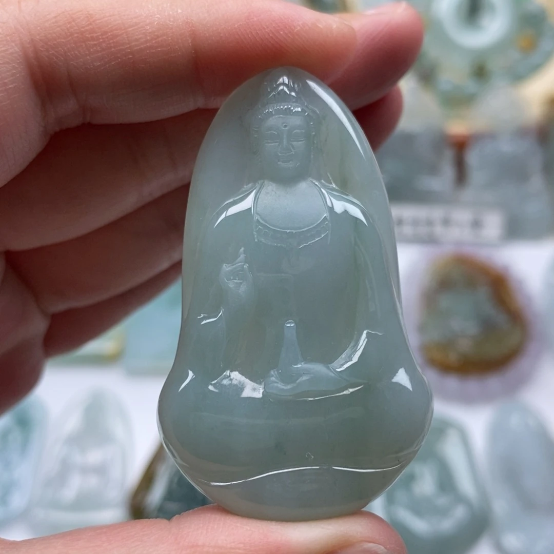 翡翠未镶嵌颈饰素衣