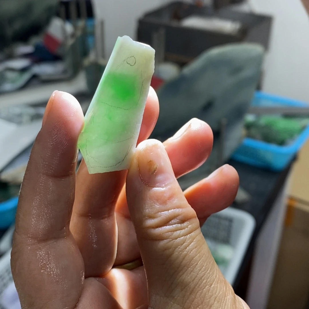 定制翡翠未镶嵌