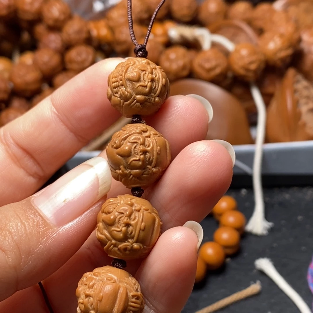 吊坠猴头核桃猴头