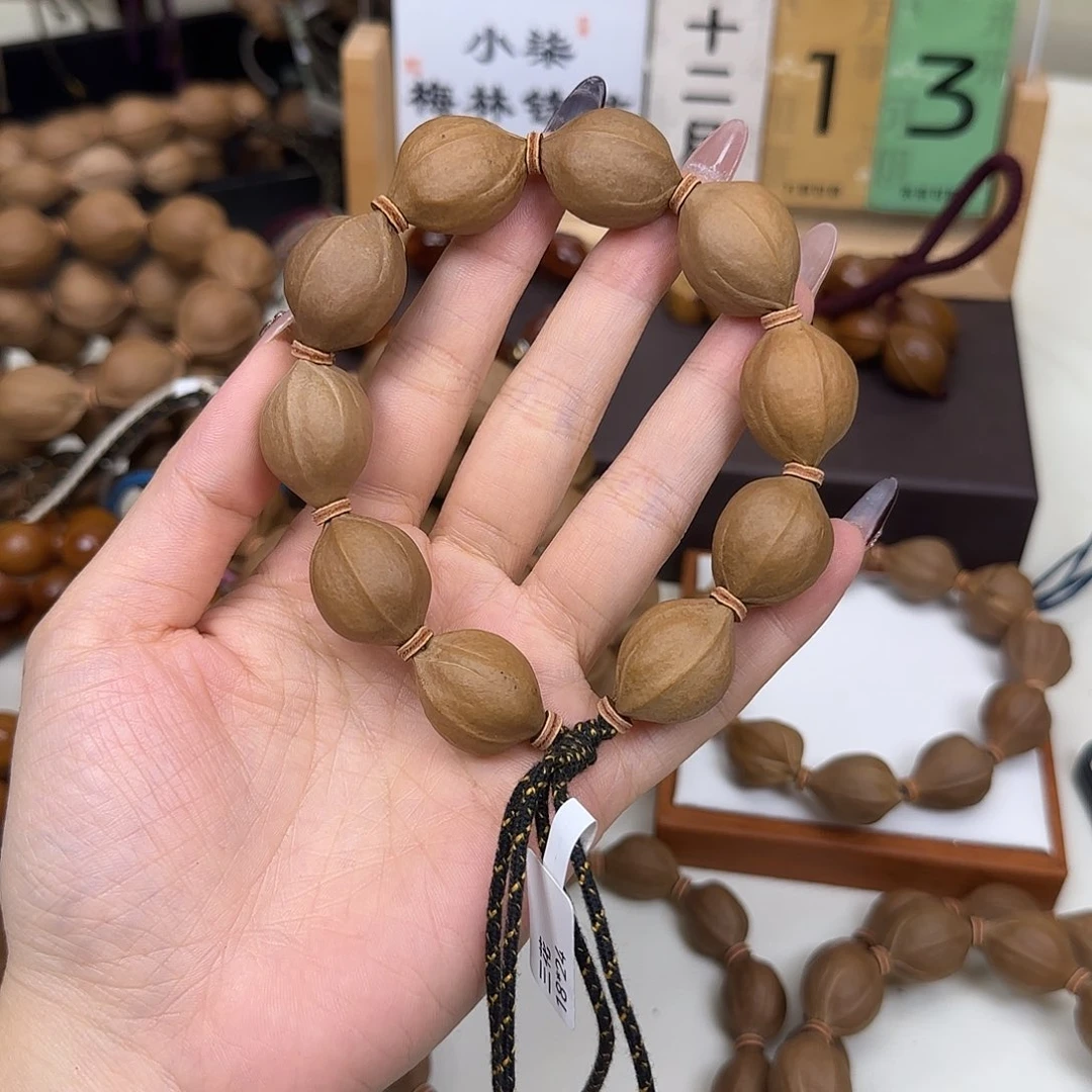 杭***）橄榄核手串/手链三花18.24