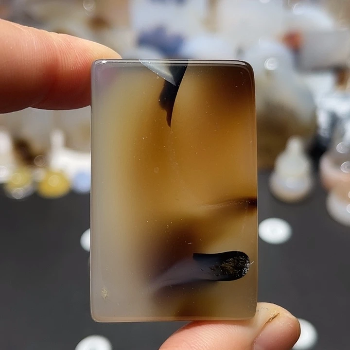 玛瑙/玉髓颈饰未镶嵌