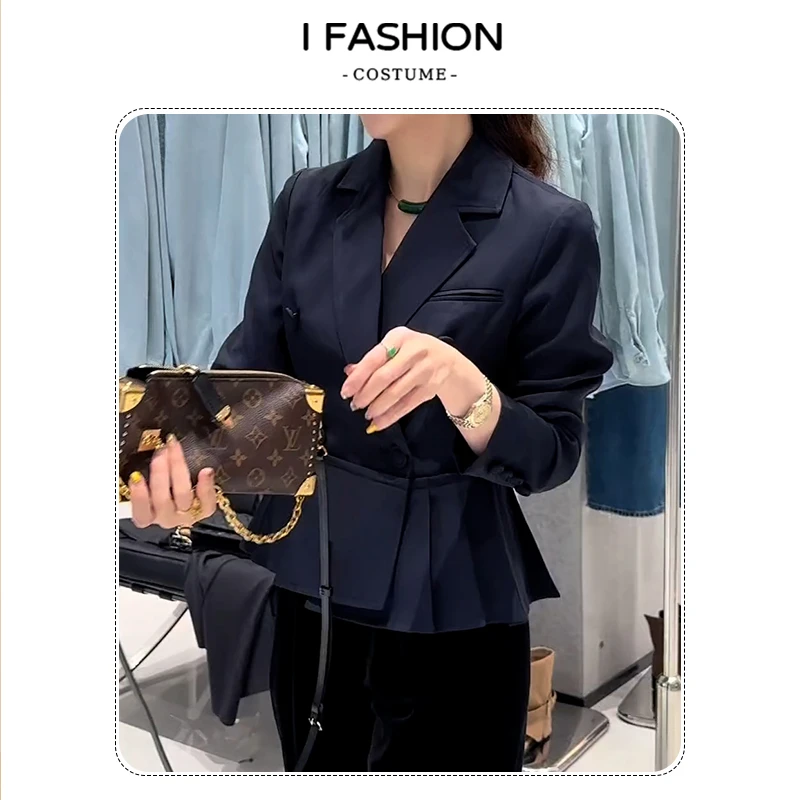 韩版时尚潮流正肩西装外套女2025年秋季新款洋气减龄遮肉显瘦上衣