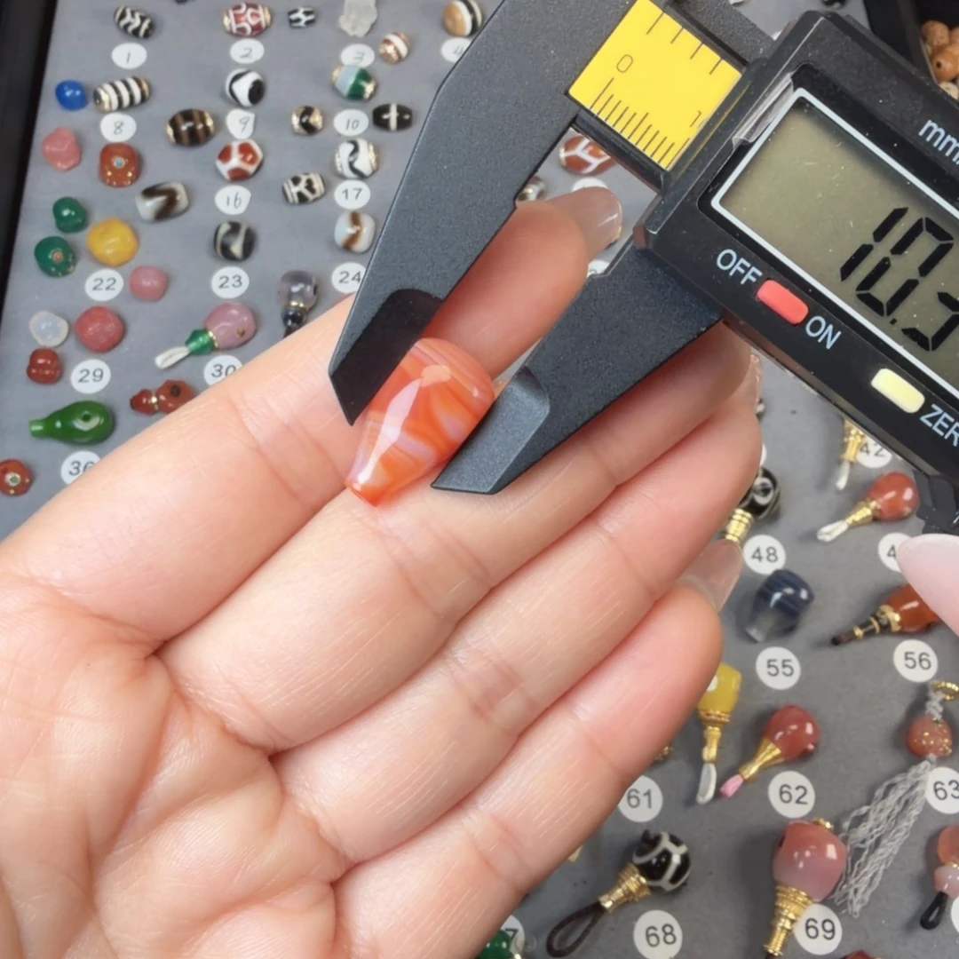 玛瑙/玉髓未镶嵌饰品