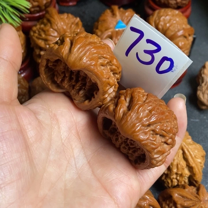 沙***林文玩核桃把件39蛇纹730