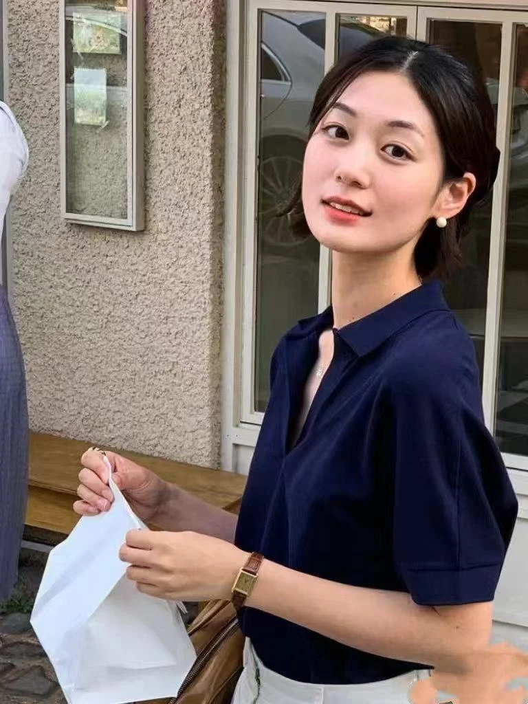 （小里）出韩宽松POLO时尚透气休闲纯色夏季百搭V领翻领上衣蓝色