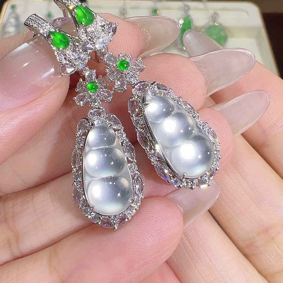 翡翠18K金镶嵌耳环翡翠