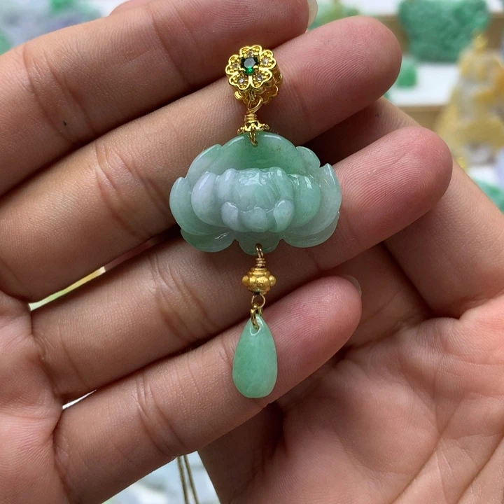 颈饰未镶嵌翡翠翡翠