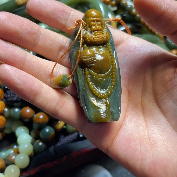 手链未镶嵌岫岩河磨玉（透闪石质玉）