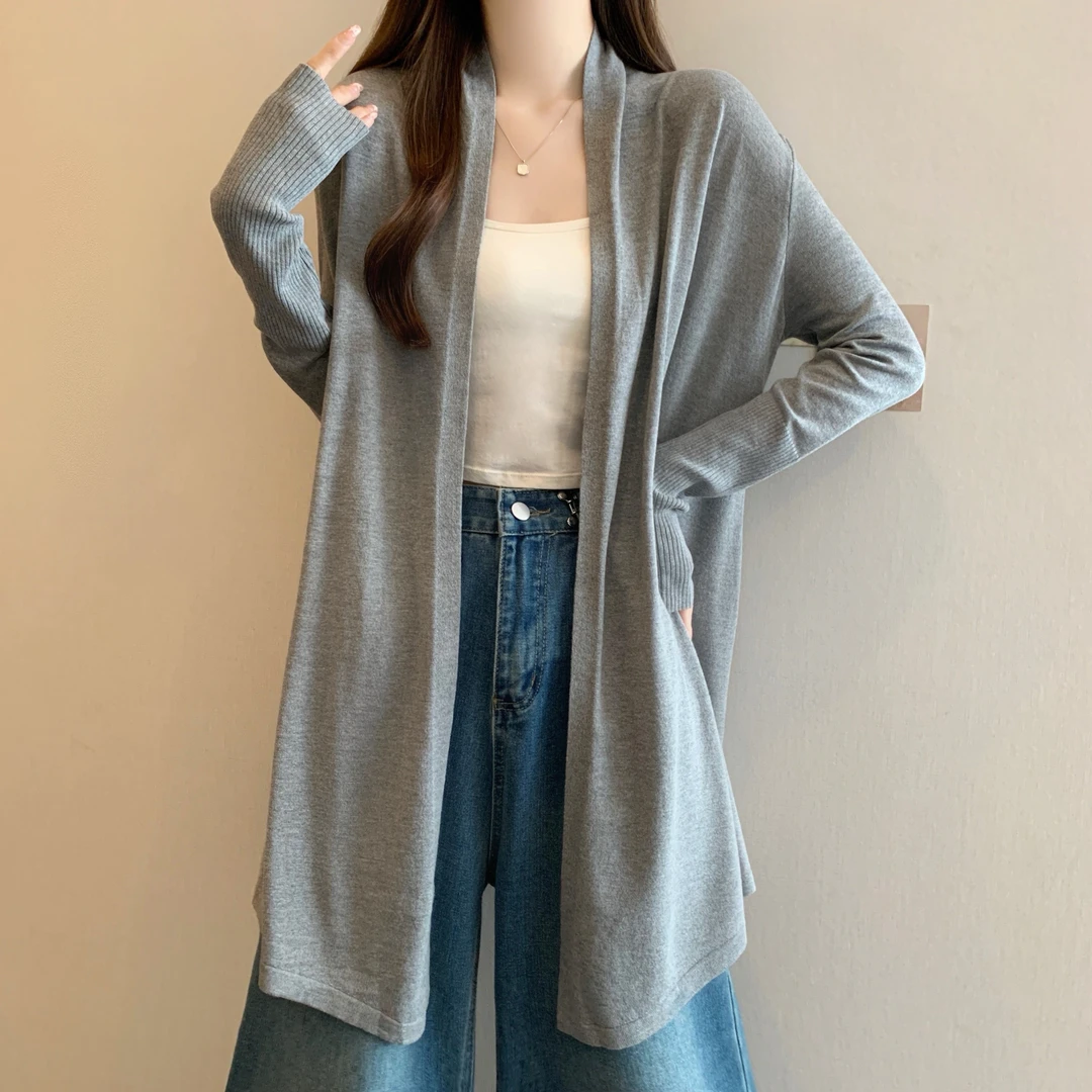 实拍大码宽松慵懒风针织开衫外套女春秋胖MM中长款V领不规则外披