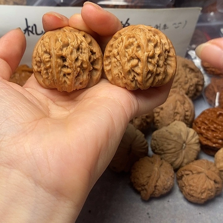 吊坠文玩核桃白狮子