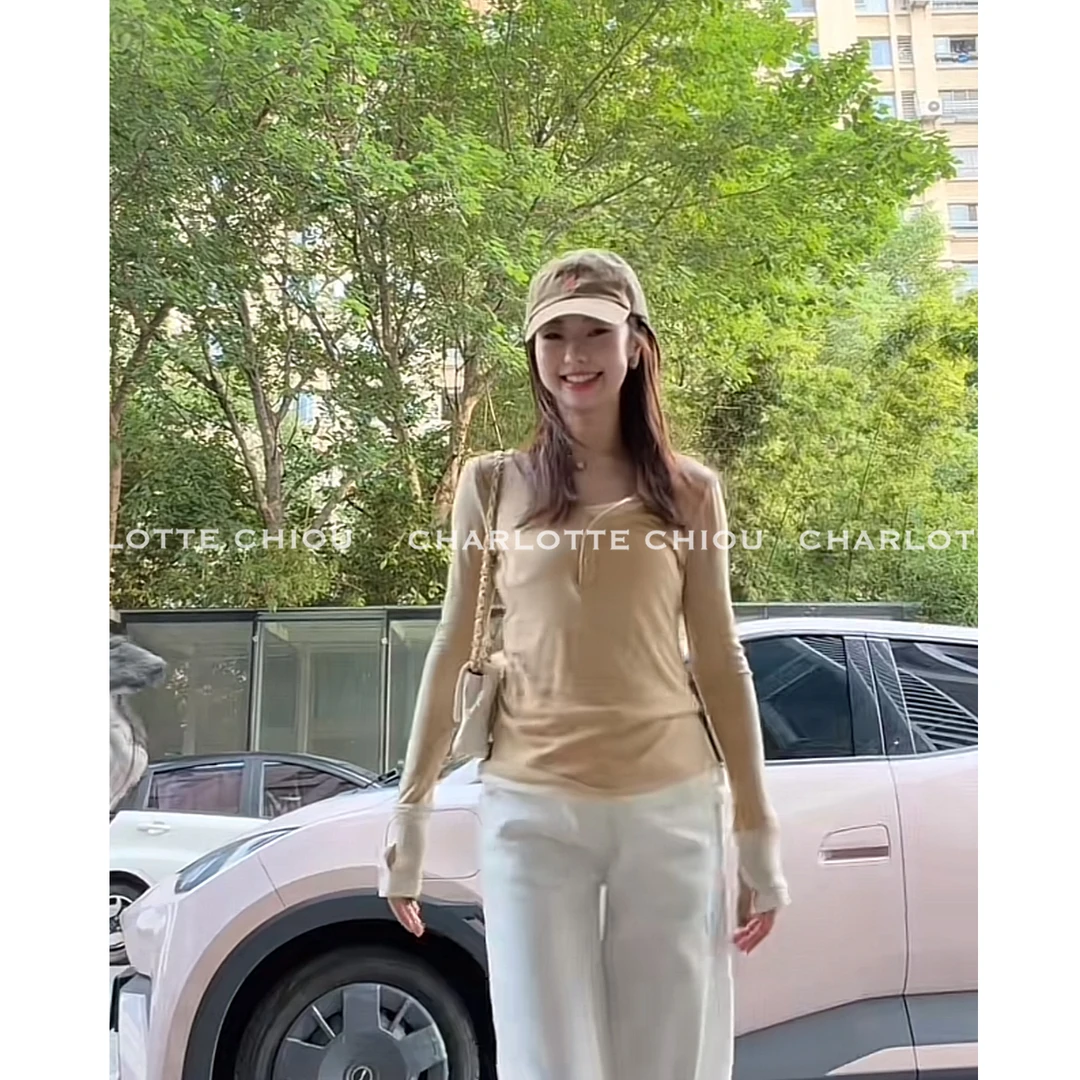 CHARLOTTE CHIOU空间意趣 超柔天丝羊毛假两件层次感撞色针织上衣