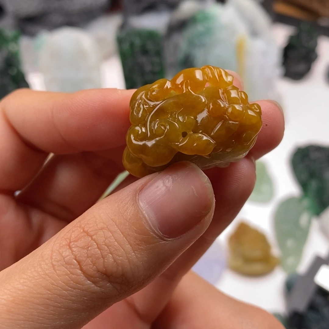 定制翡翠未镶嵌翡翠