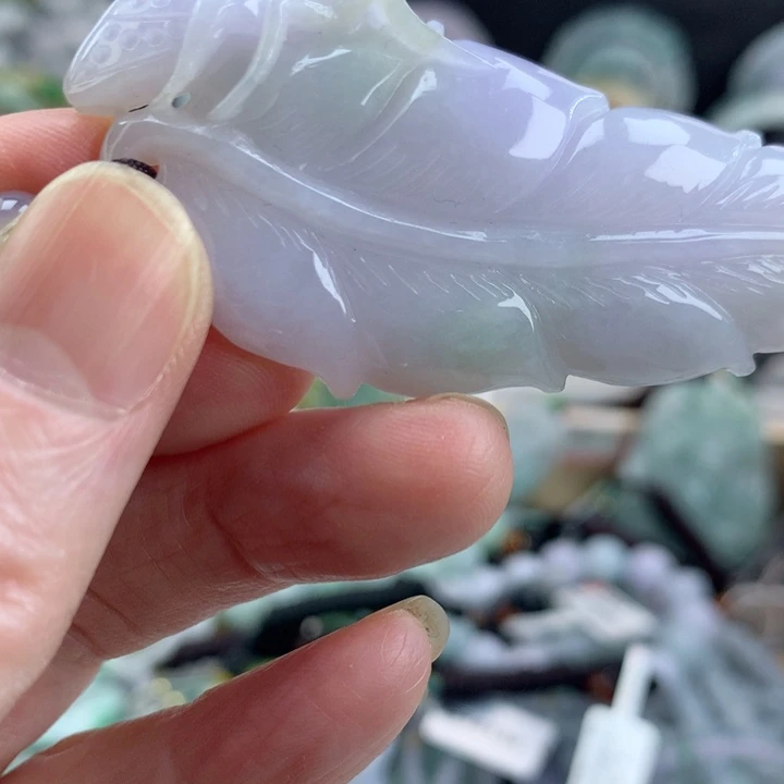 翡翠颈饰未镶嵌吊坠