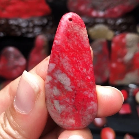 昌化鸡血石昌化鸡血石挂件