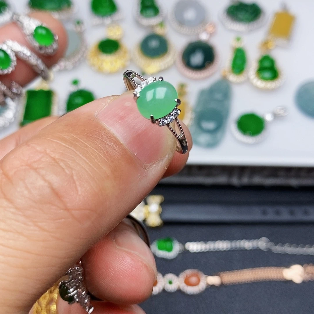 翡翠戒指银S925镶嵌戒指