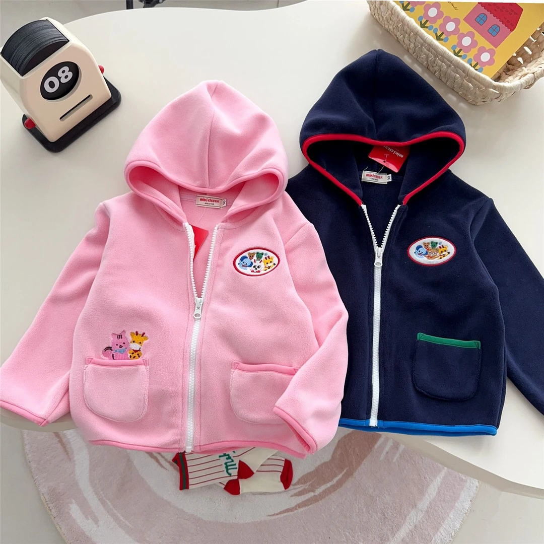 【25秋冬新品】日系男女童卡通刺绣双面摇粒绒连帽保暖外套