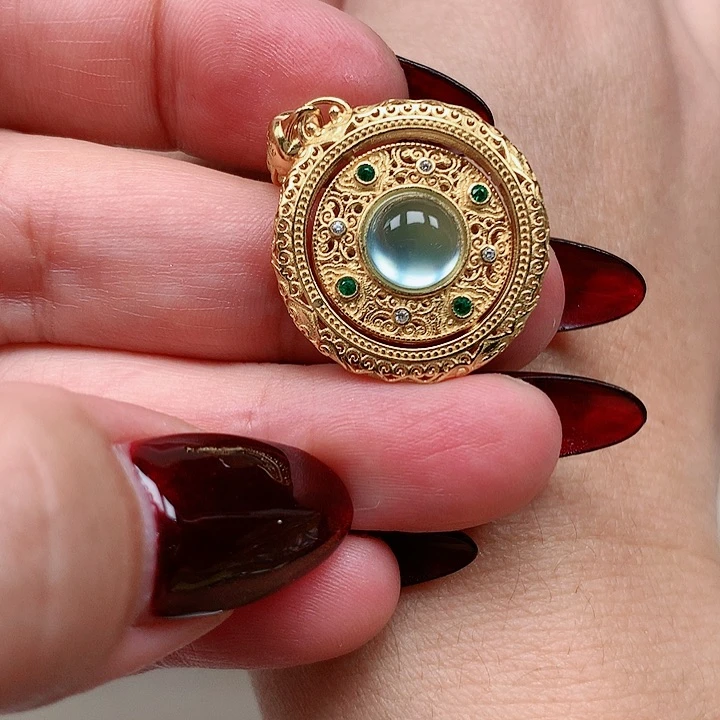 蛇纹石玉吊坠银S925镶嵌温**雅