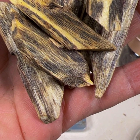 沉香沉香碎屑汝湖块料100克