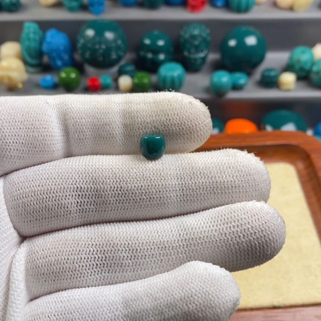 琉璃颈饰尺寸7左右