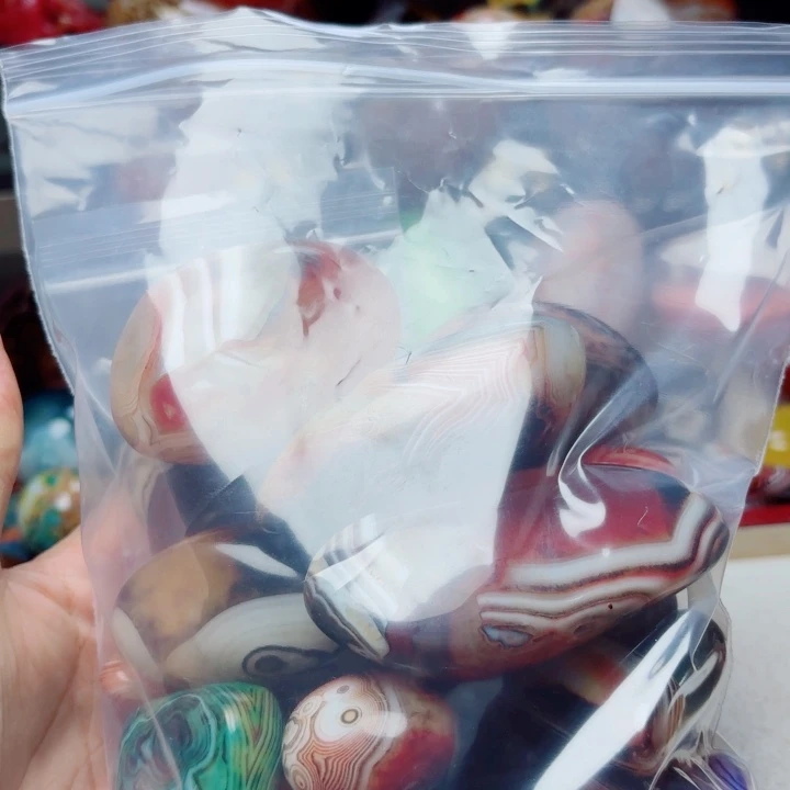 壹***哥玛瑙/玉髓未镶嵌珠宝半成品