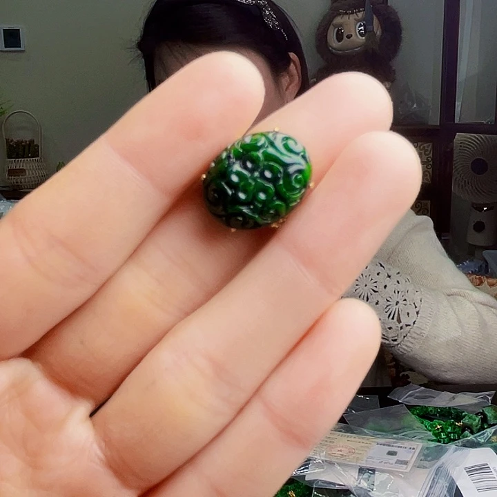 翡翠银S925镶嵌颈饰多样性