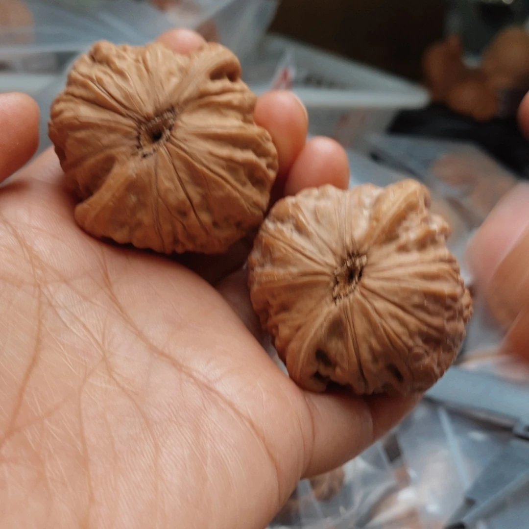 文玩核桃把件铁锤