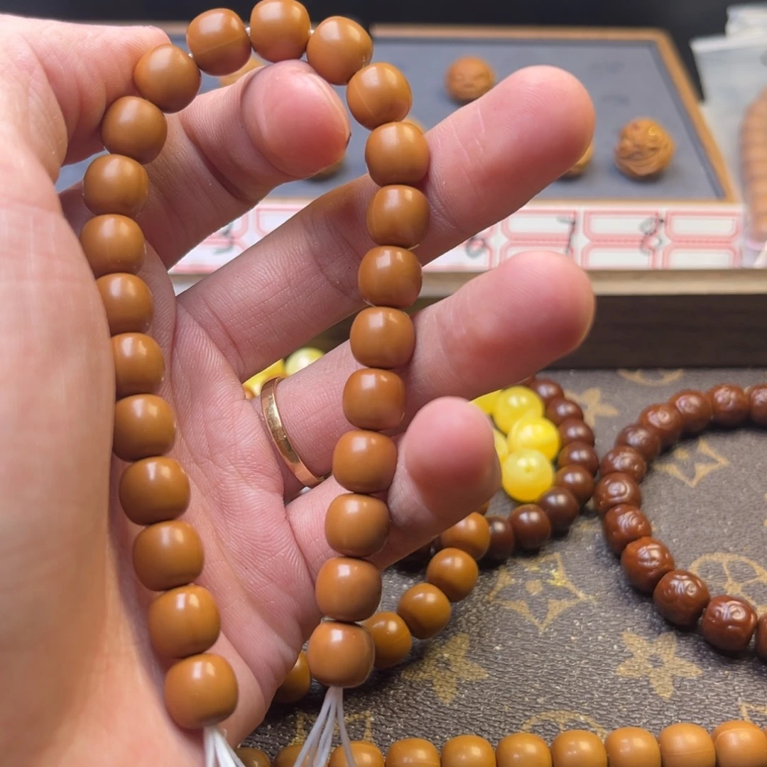 官***鱼猴头核桃手串猴头