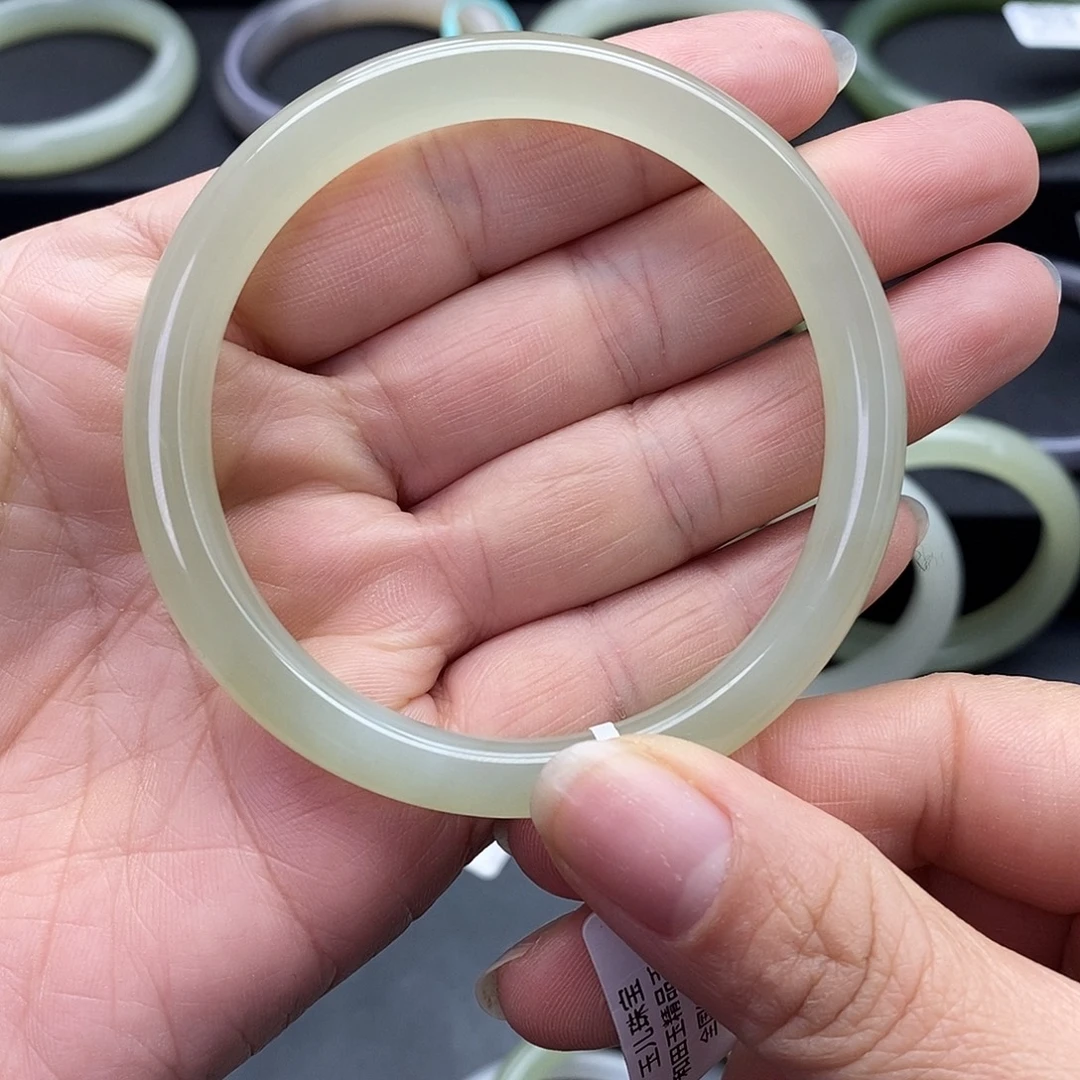 和田玉未镶嵌珠宝奇石56.57