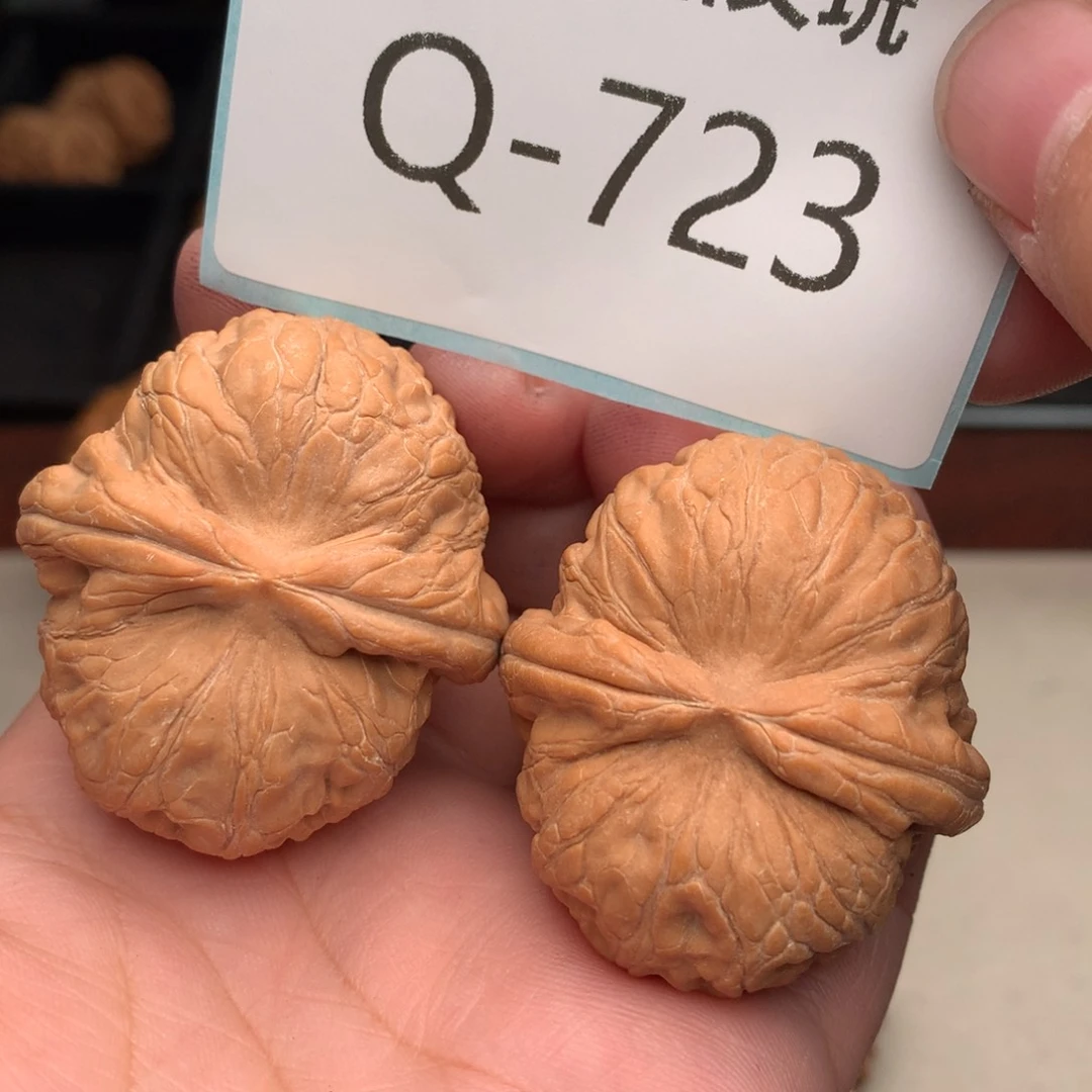 文玩核桃把件43元宝…..