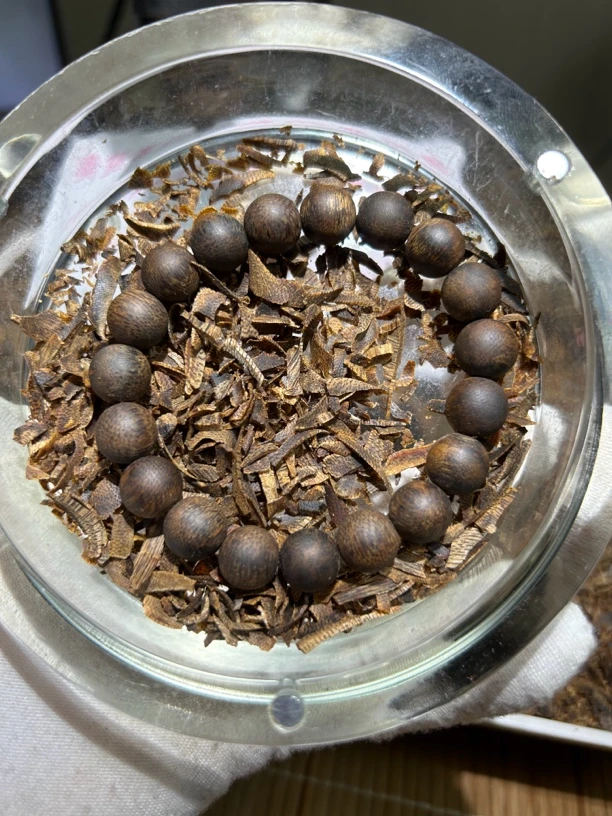 莺歌绿奇楠沉香1.0单圈圆珠