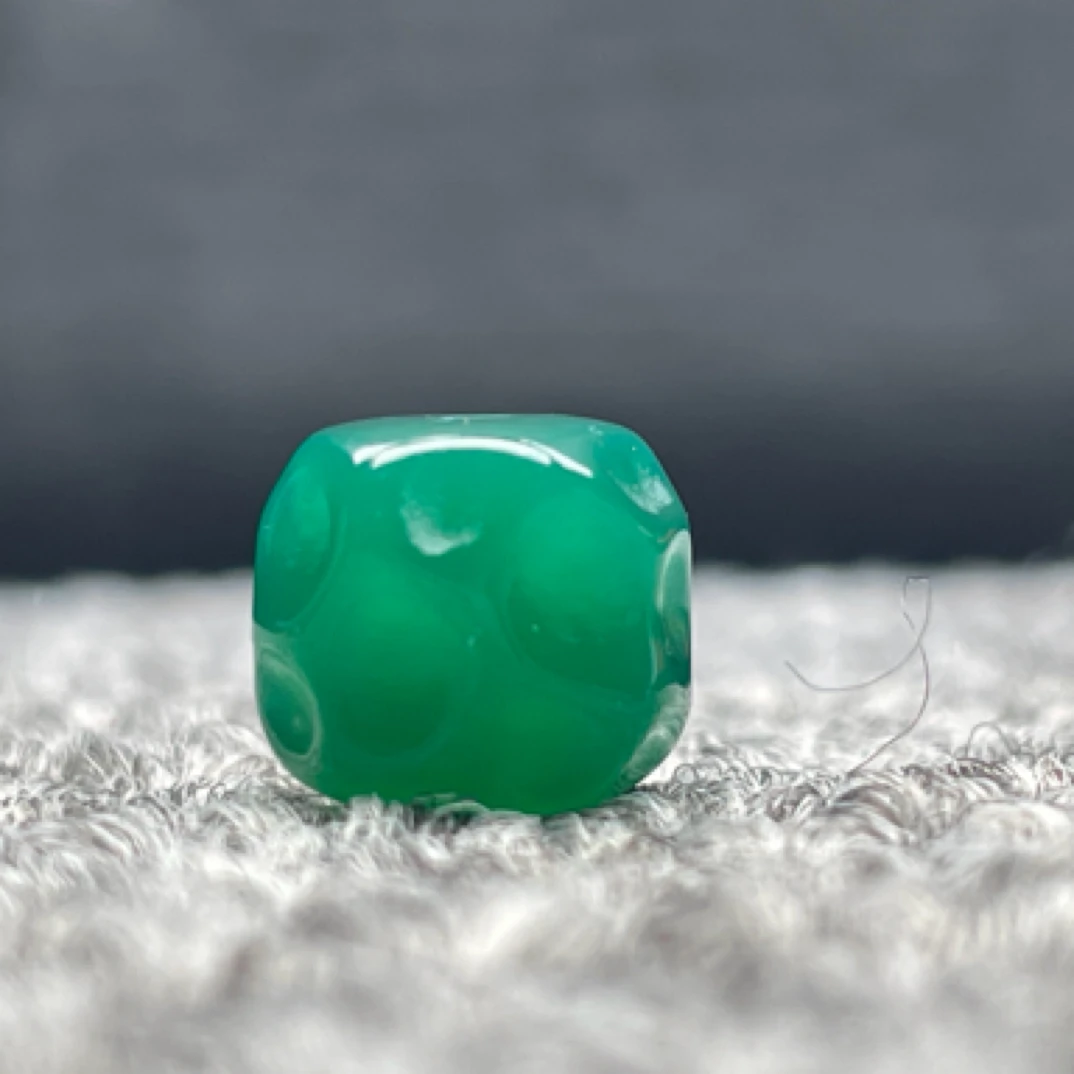 红绿灯精雕无相钻面奶酪老型珠8/10mm川料樱桃红非洲翠盐源玛瑙