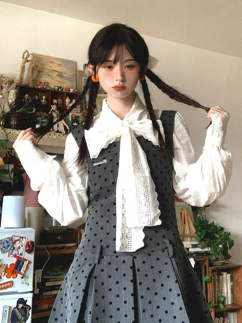 胖mm学院风氛围感穿搭一整套装女秋白衬衫波点假两件连衣裙