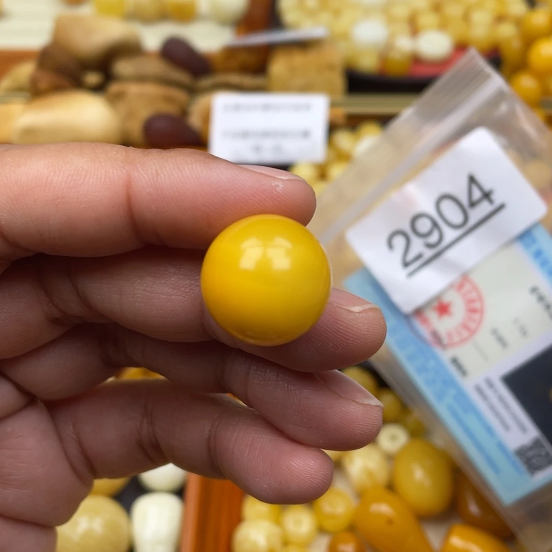 琥珀珠宝奇石未镶嵌18