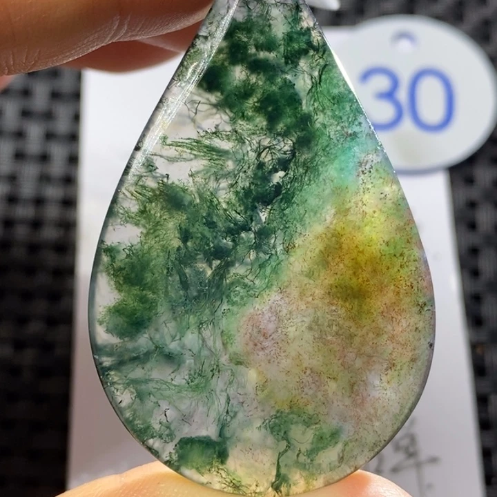 未镶嵌颈饰玛瑙/玉髓正**存