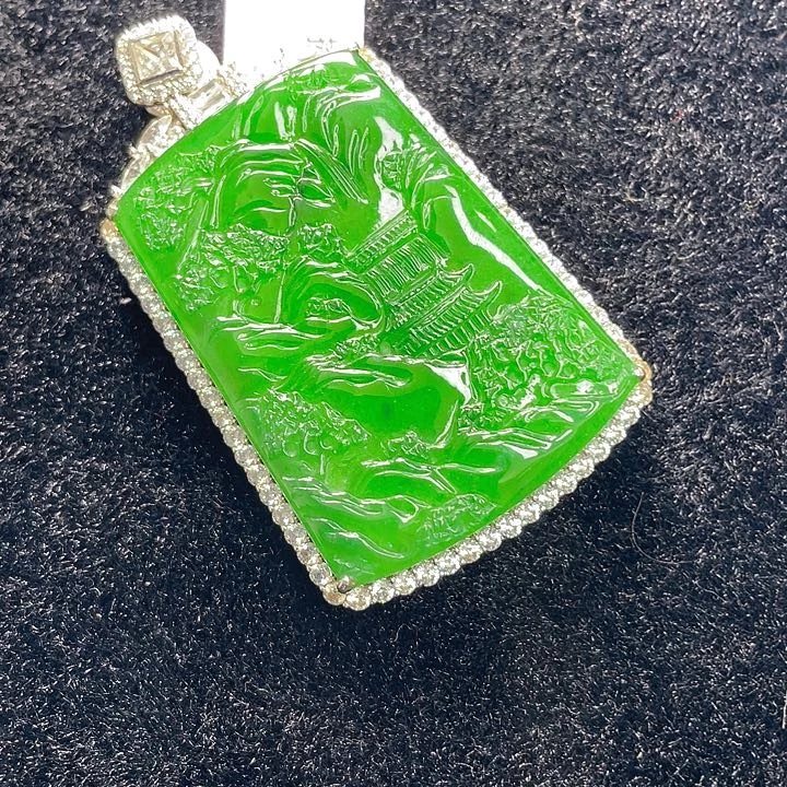 翡翠颈饰未镶嵌92，