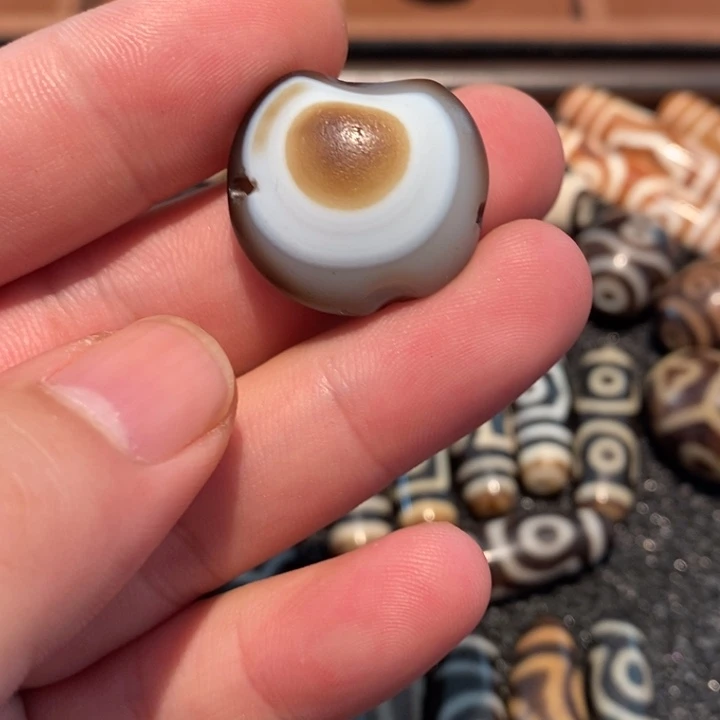 玛瑙/玉髓未镶嵌裸珠
