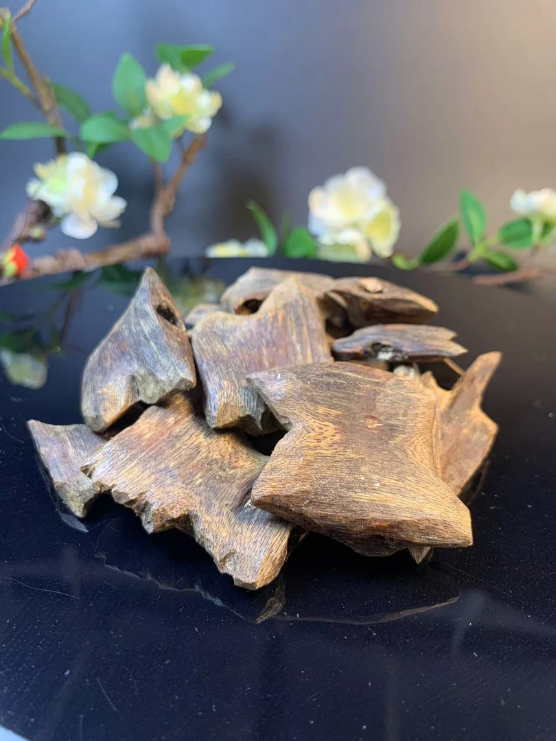 海南棋楠沉香乌身圆叶高油熏香煮水泡茶安神养心护肝沉香块料10克