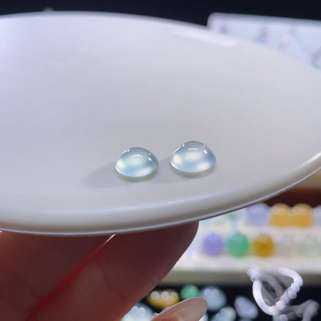 翡翠未镶嵌颈饰翡翠高种水蛋面多样性发其一