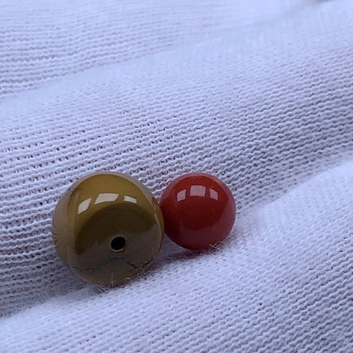 南红玛瑙未镶嵌珠宝奇石