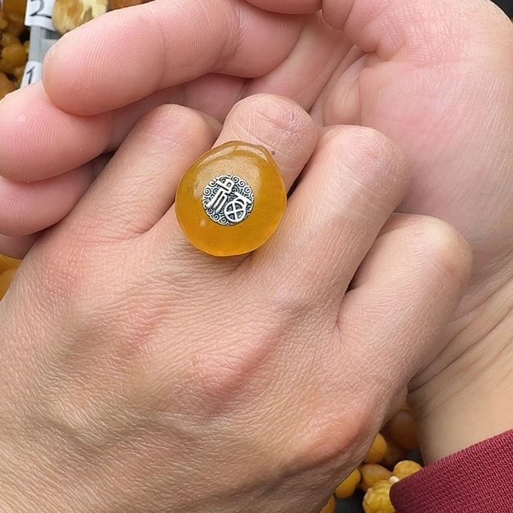 蜜蜡银S925镶嵌裸石天然蜜蜡戒指