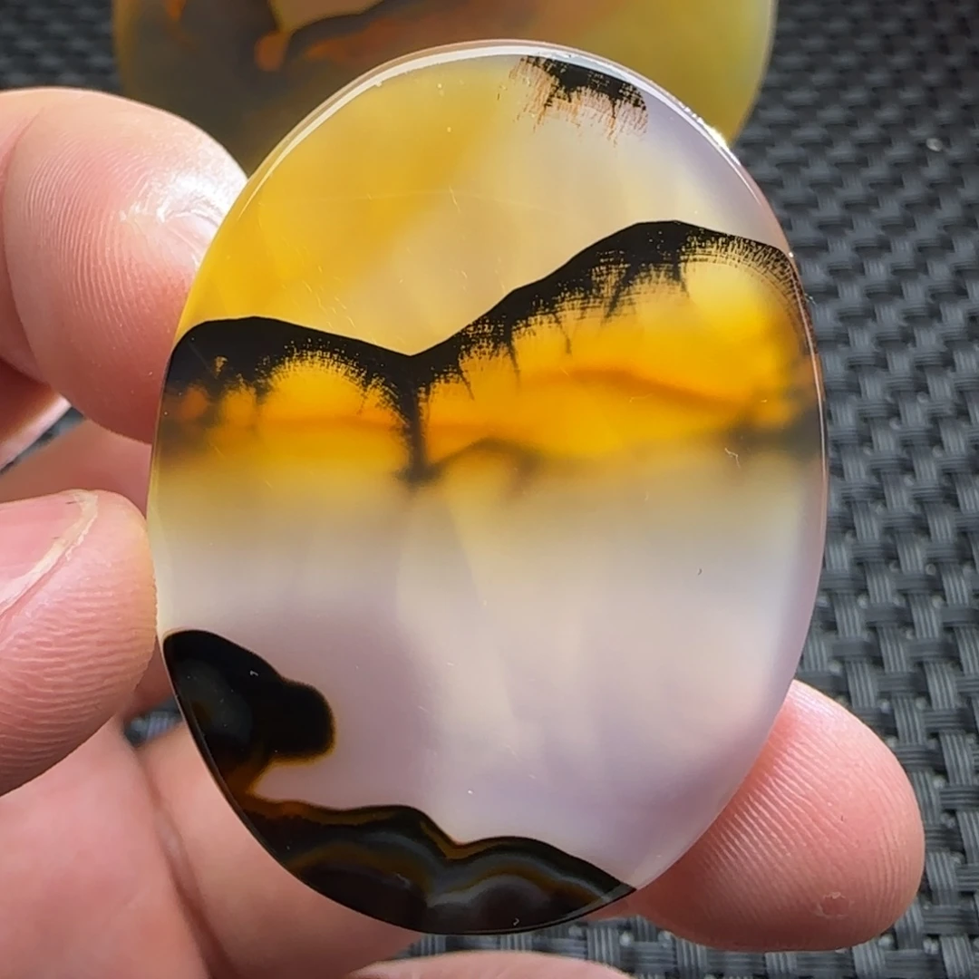 玛瑙/玉髓颈饰未镶嵌牵****步