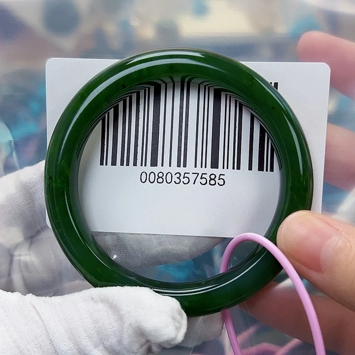 和田玉未镶嵌手镯微瑕56