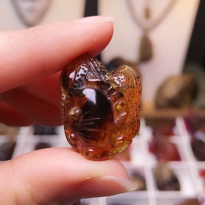 琥珀未镶嵌裸石抚顺琥珀金珀花生413