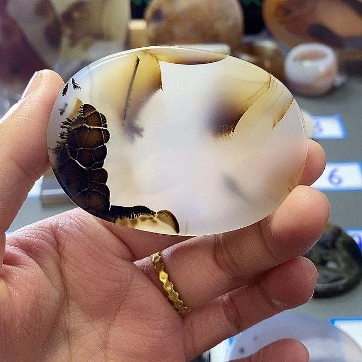 玛瑙/玉髓未镶嵌珠宝半成品