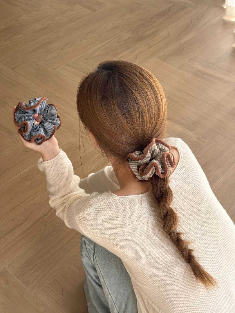 【可妍欧尼】韩系复古条纹发圈原创设计褶皱感撞色咖系大肠圈发饰