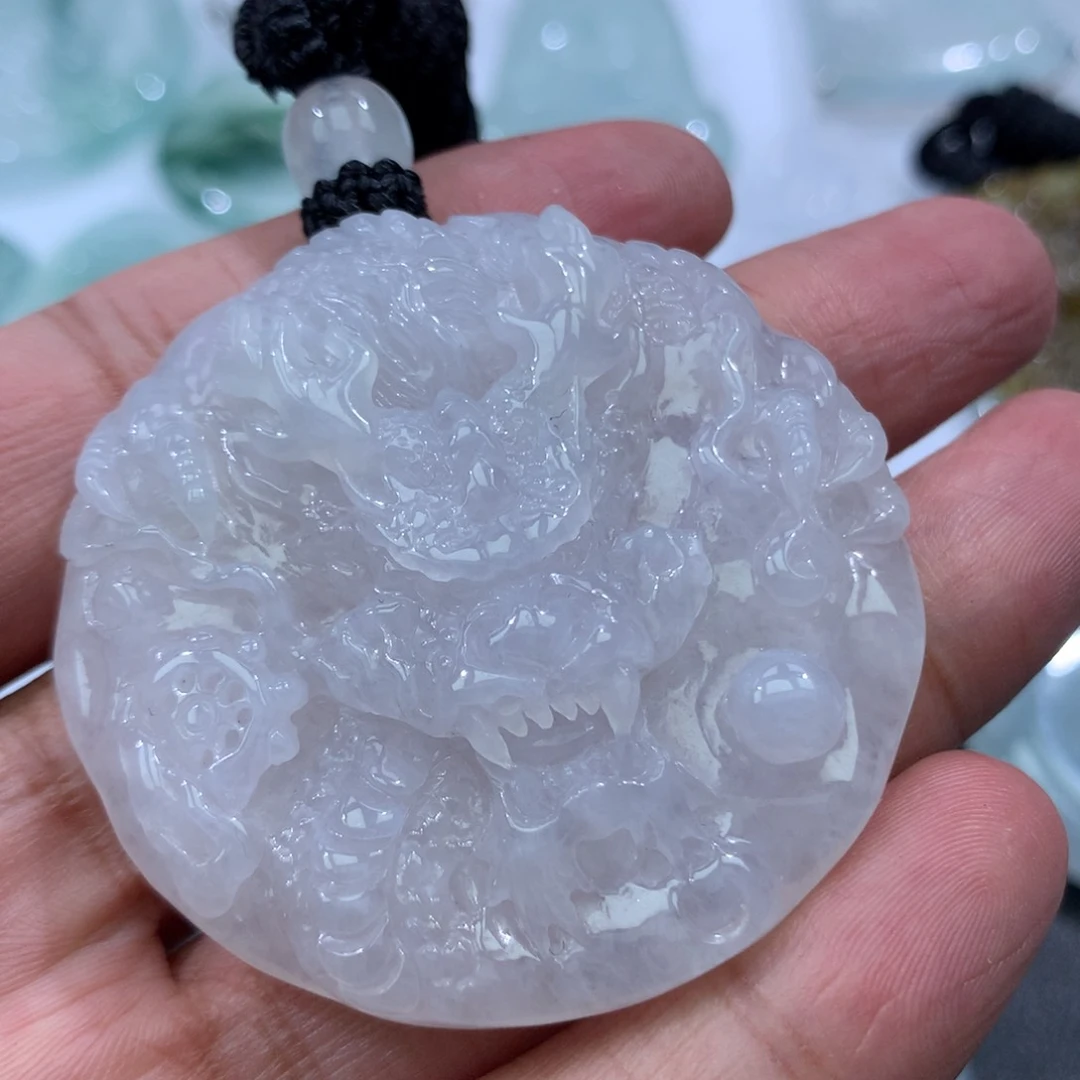 颈饰未镶嵌翡翠财**通