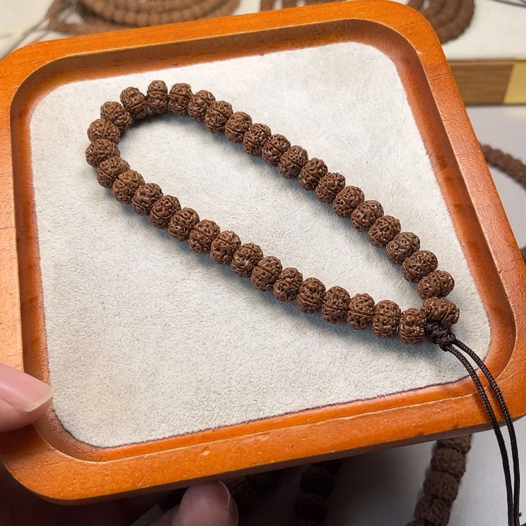 金刚菩提吊坠凹底梅花